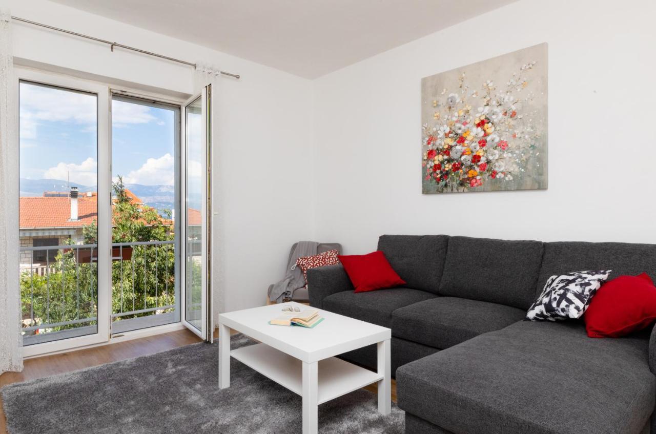 Apartment Nona - Center, 150 Meters From The Beach Supetar Exteriör bild